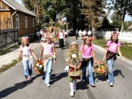 Gminne dożynki w Olesznie - rok 2005