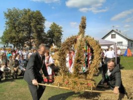 Gminne dożynki w Olesznie - rok 2005