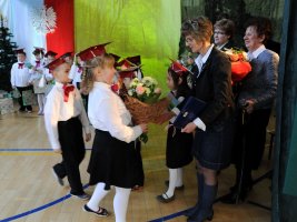 Ślubowanie pierwszoklasistów - rok 2012