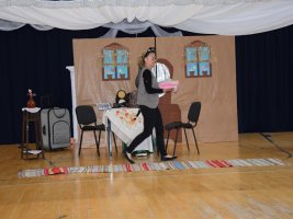 Spektakl: Rodzice dzieciom - 2016