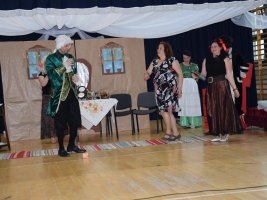 Spektakl: Rodzice dzieciom - 2016