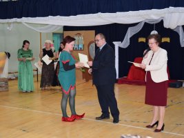 Spektakl: Rodzice dzieciom - 2016