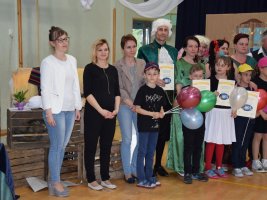 Spektakl: Rodzice dzieciom - 2016