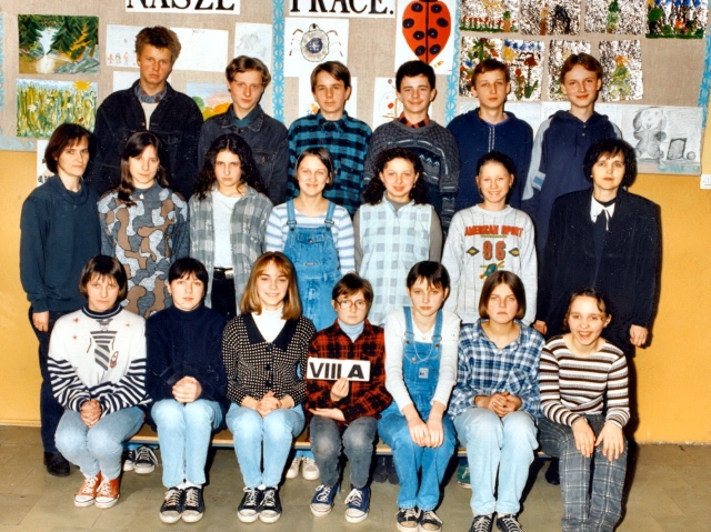 pani Krystyna Grabiec z klasą VIIIa