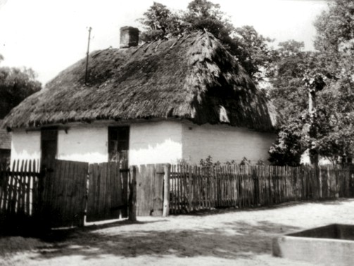 Dom pod strzechą nad Małym stokiem